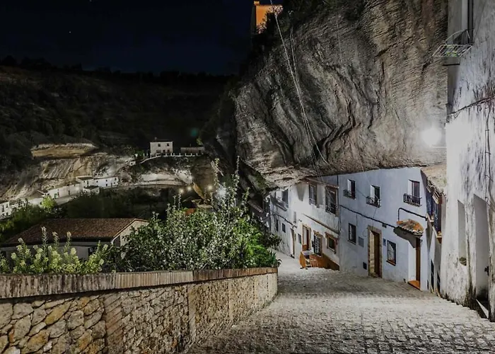 Casa Rural Bajo La Alcazaba