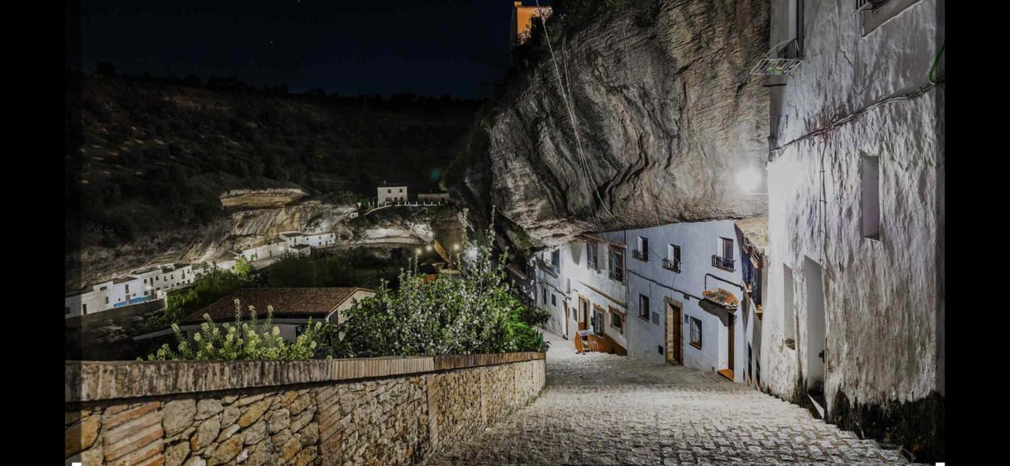 Bajo La Alcazaba Setenil De Las Bodegas